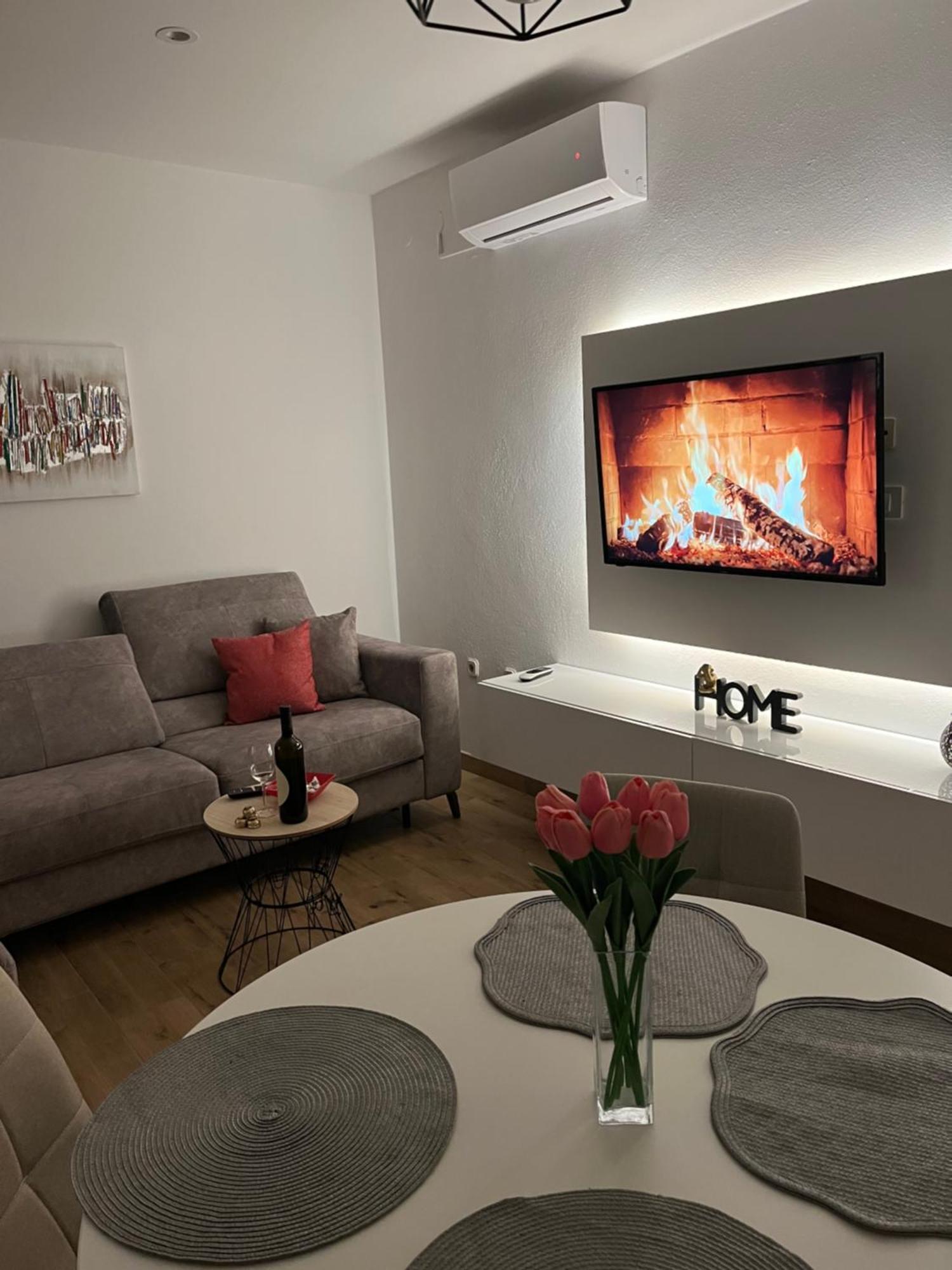 Apartmani Tomeri Starigrad Paklenica Dış mekan fotoğraf