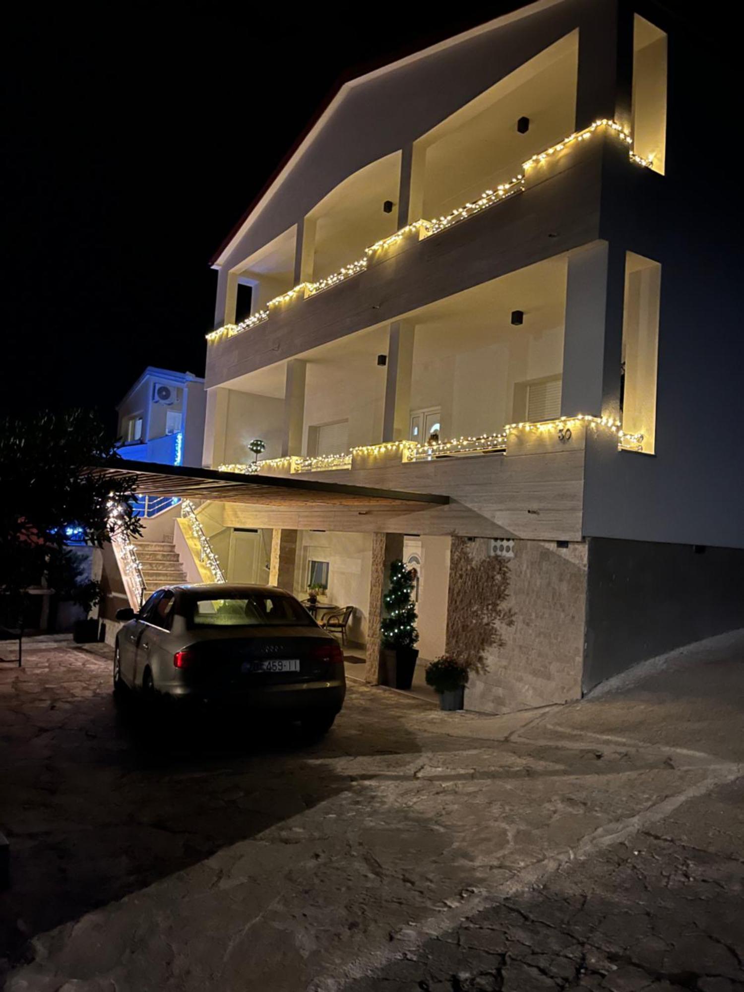 Apartmani Tomeri Starigrad Paklenica Dış mekan fotoğraf