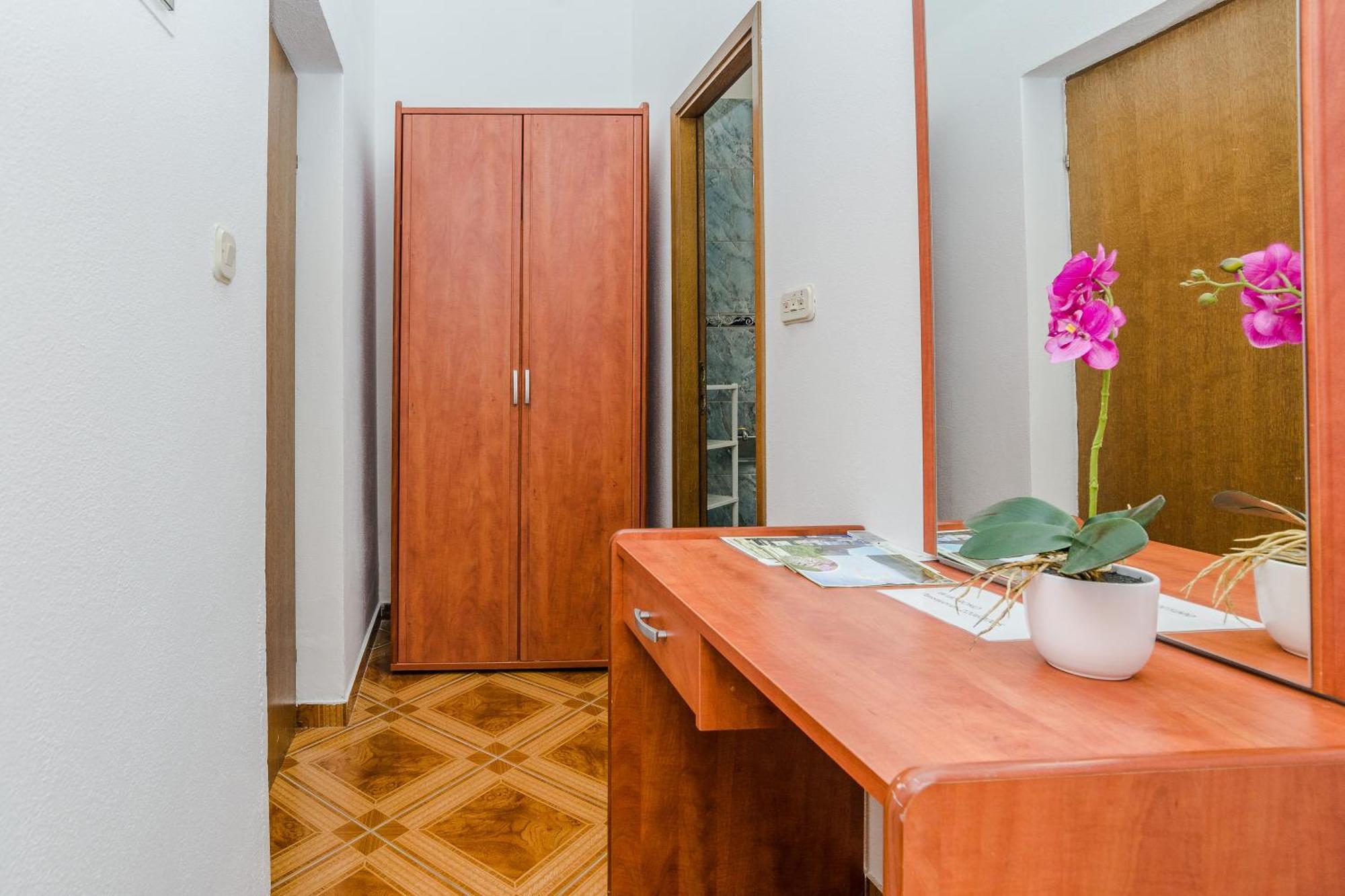 Apartmani Tomeri Starigrad Paklenica Dış mekan fotoğraf