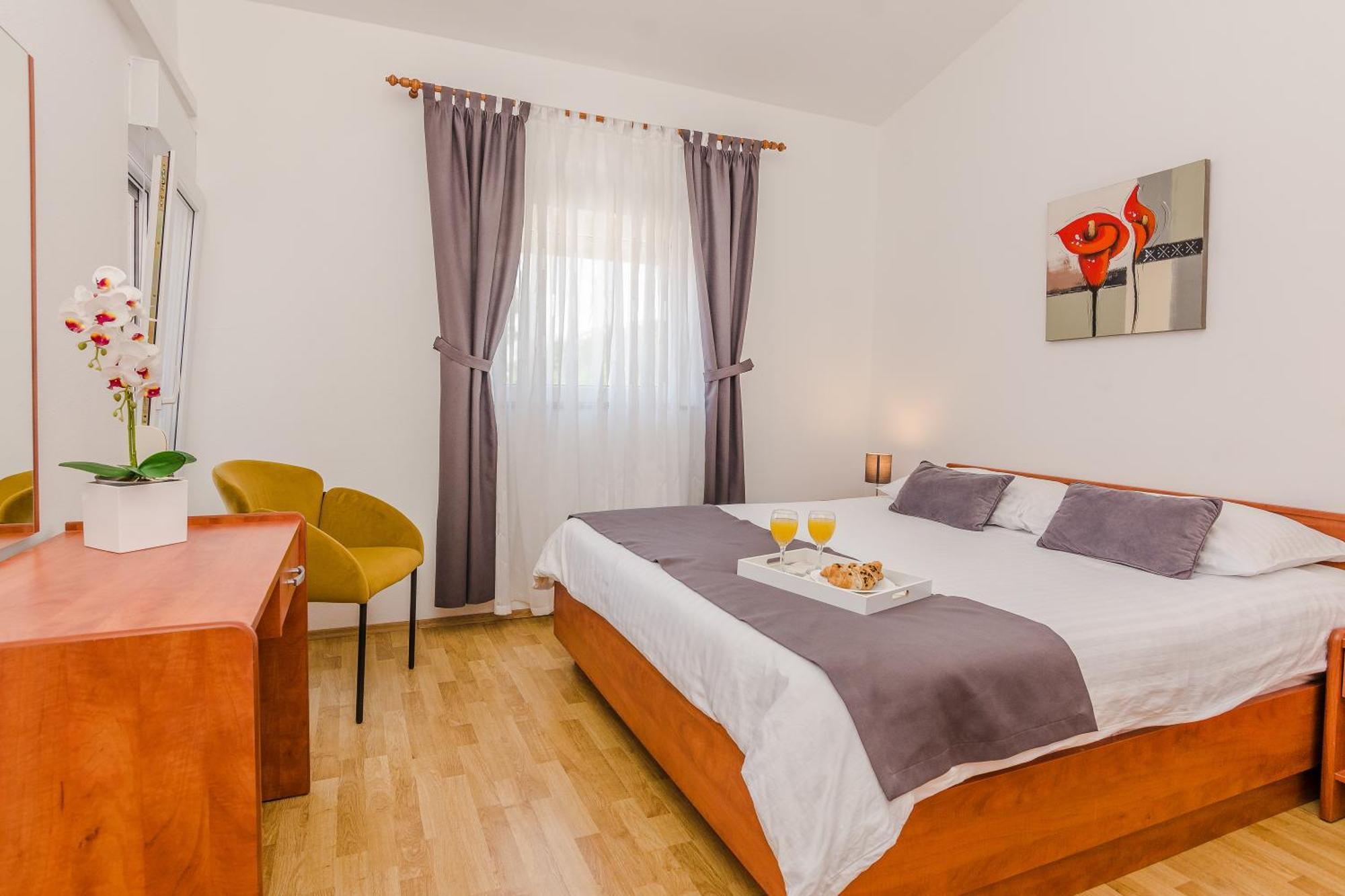 Apartmani Tomeri Starigrad Paklenica Dış mekan fotoğraf
