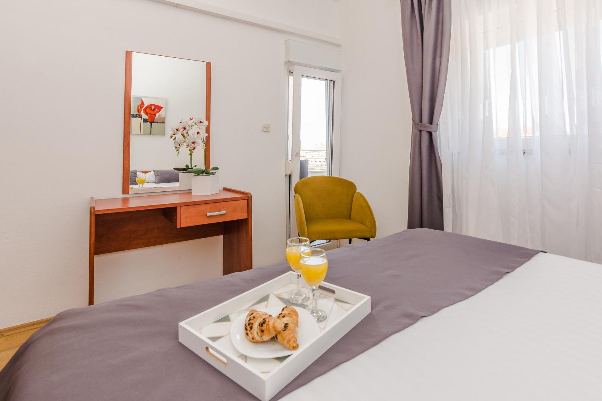 Apartmani Tomeri Starigrad Paklenica Dış mekan fotoğraf