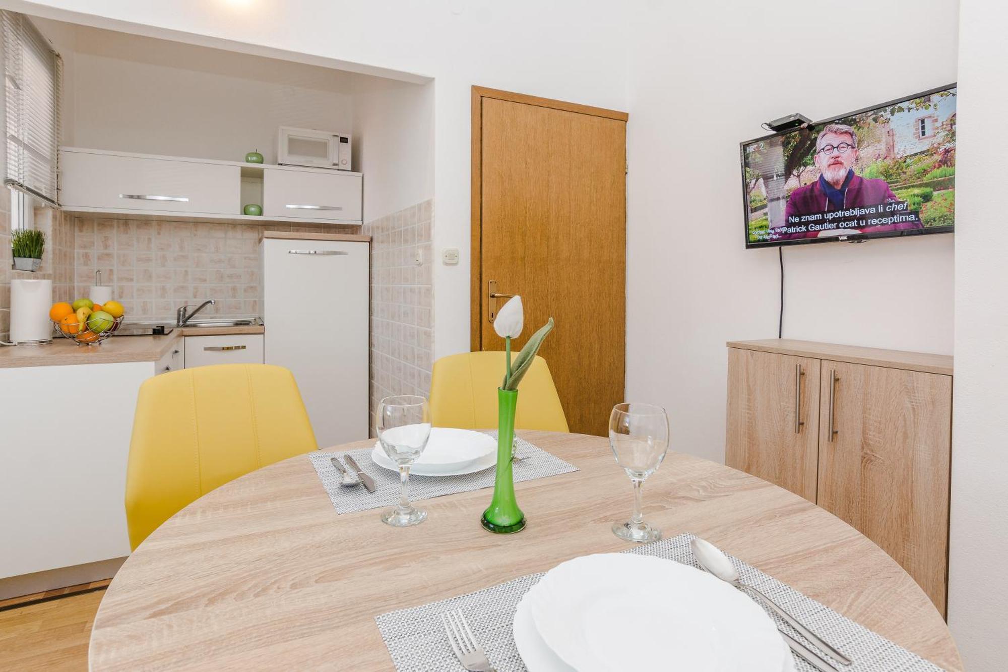 Apartmani Tomeri Starigrad Paklenica Dış mekan fotoğraf